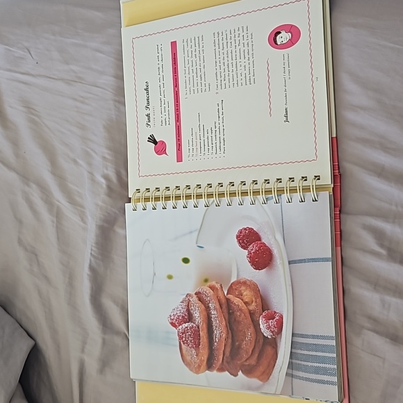 Deceptively Delicious Jessica Seinfeld cookbook healthy - Picture 3 of 5